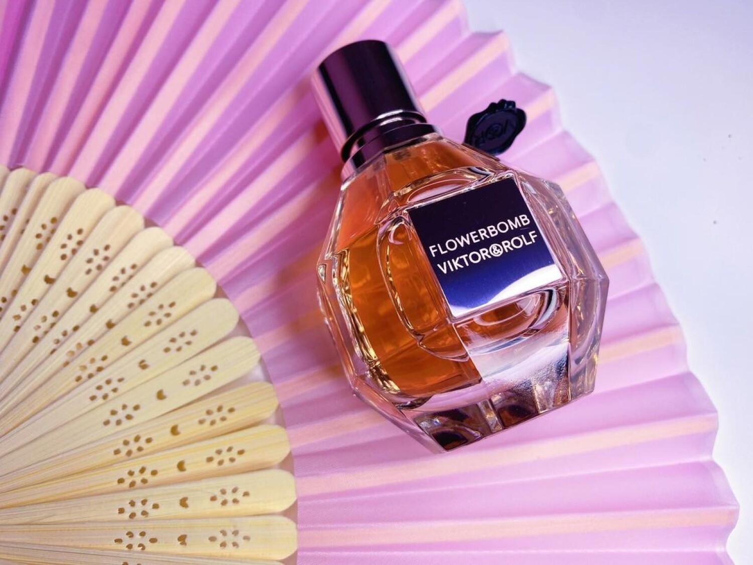Yeni Gelen Pembe Elmas Bombası - Home Fragrance Bergamot incelemesi ve fiyatı